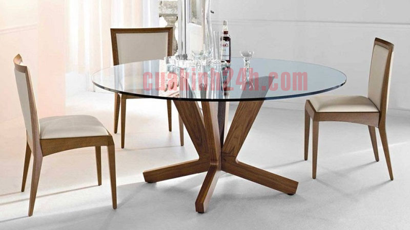 cat kinh mat ban quan 7