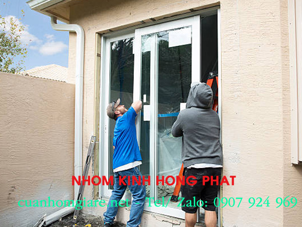 Toplist 5 Đơn vị sửa cửa nhôm kính Tphcm tại nhà chuyên nghiệp, đáng tin cậy hiện nay 5 thợ sửa cửa nhôm kính Tphcm