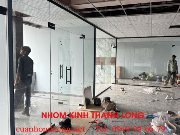 sua-cua-kinh-cuong-luc