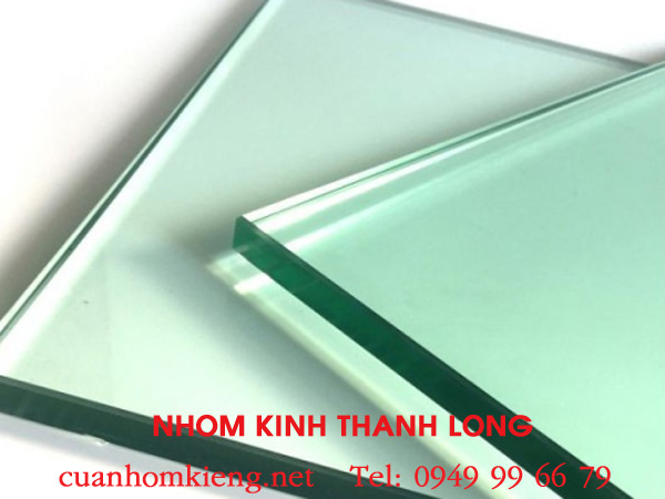 kinh-cuong-luc-8-ly-gia-bao-nhieu