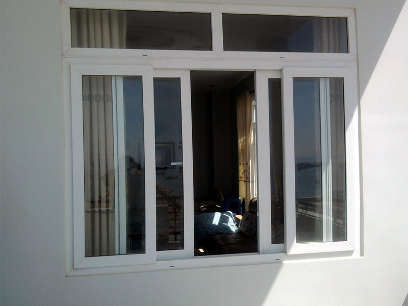 Cửa sổ lùa nhôm kính 2026