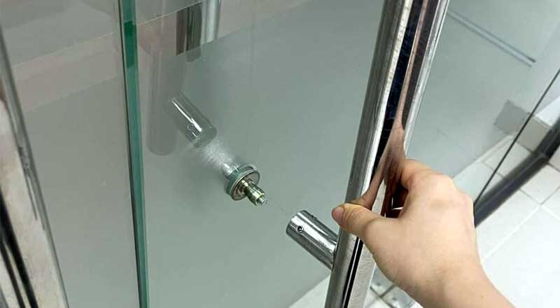 Cửa nhôm kính bao nhiêu tiền 1m2 2026: 8 Cách nhận biết hàng thật qua đơn giá